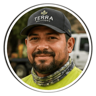 Crew member in the field